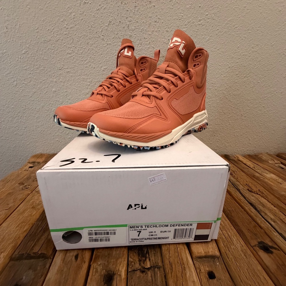 APL TechLoom Defender Size 7 Terracotta High Top Sneakers 1-3-004-322-805